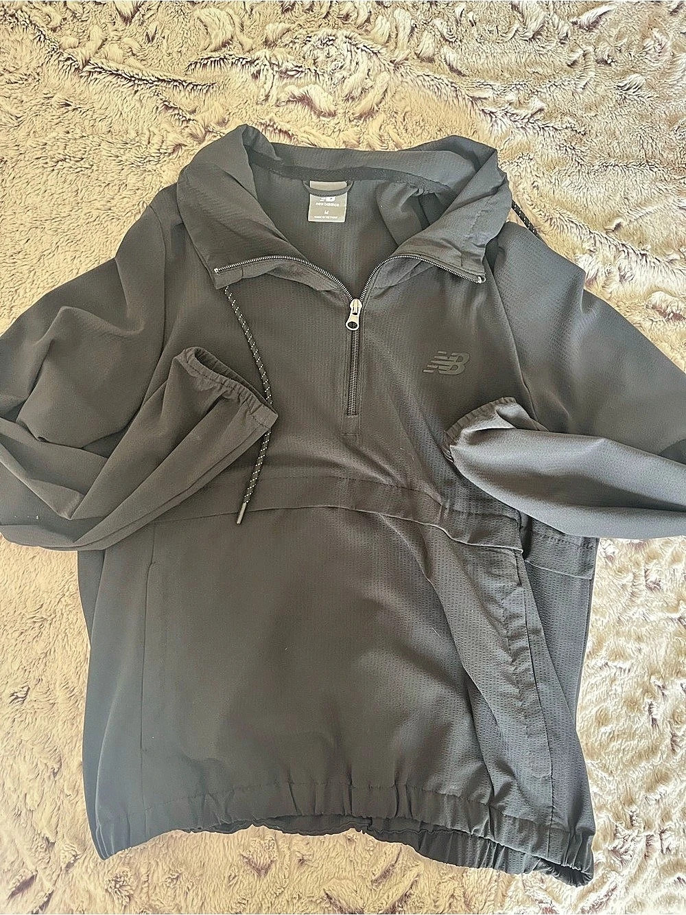 New Balance women Black Quarter Zip Hooded Windbreaker Jacket Size Medium